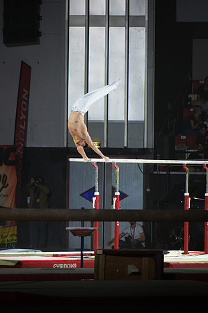 Spectacle